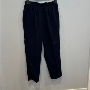 Alia Women’s Crisp Easy Waist Relaxed Fit  Pants w/Pockets and Straight Leg NWT